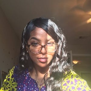 Meet your Posher, Yeeyee